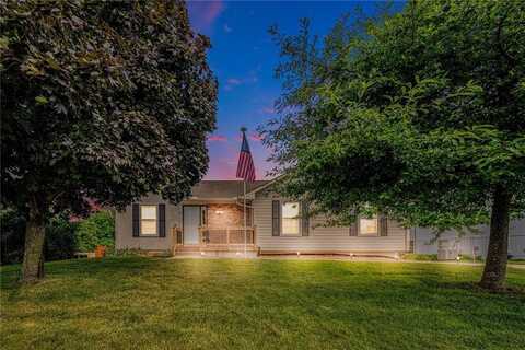 811 S Park Drive, Raymore, MO 64083