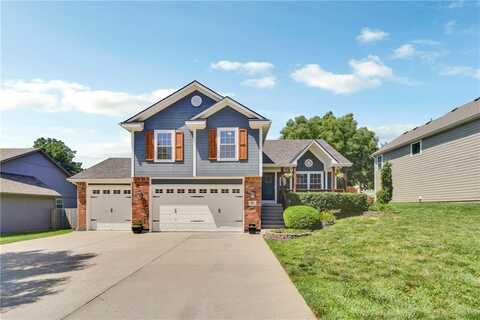 811 Coachman Drive, Pleasant Hill, MO 64080