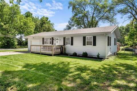 801 S Harding Street, Oak Grove, MO 64075