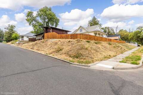 1808 N Cannon St, Spokane, WA 99205