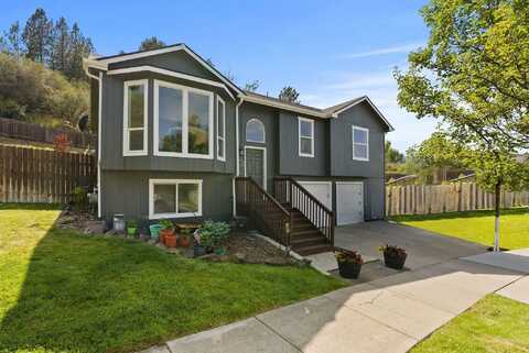 18108 E Crescent Dr, Greenacres, WA 99016
