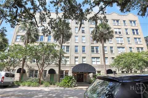 106 W Gwinnett Street, Savannah, GA 31401