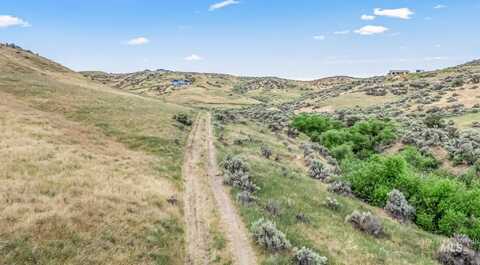 5345 Hidden Hollow Ln., Emmett, ID 83617