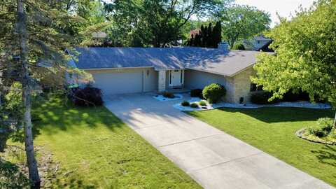 1651 Cranbrook, Saginaw, MI 48638