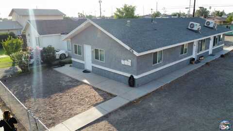 856 W Euclid Ave, El Centro, CA 92243