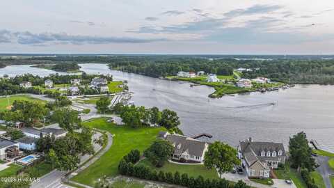 1 Burton Place, Jacksonville, NC 28540