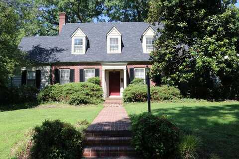 809 First Ave, Farmville, VA 23901