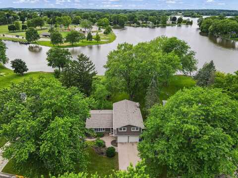 521 Maunesha Drive, Marshall, WI 53559