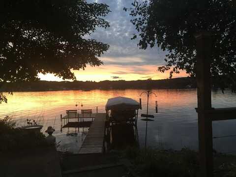 S7663 W Grandview Avenue, Merrimac, WI 53561