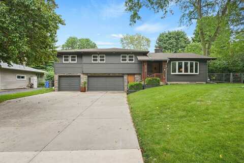 6210 Winnequah Road, Monona, WI 53716