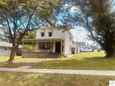 225 Third, Osceola, MO 64776