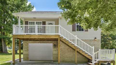 814 Plantation Drive, Pigeon Forge, TN 37863