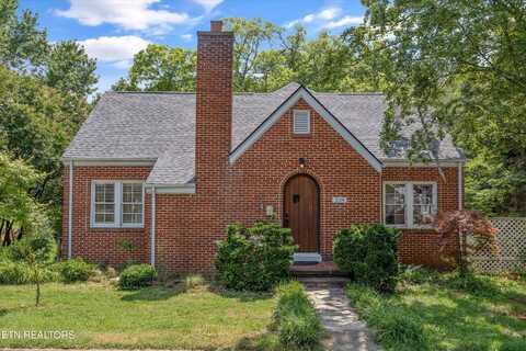 239 S Magnolia St, Maryville, TN 37803