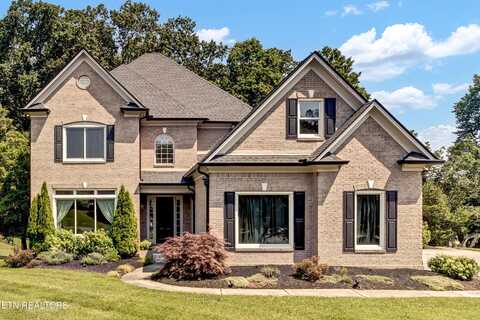 10 Rockingham Rd, Oak Ridge, TN 37830