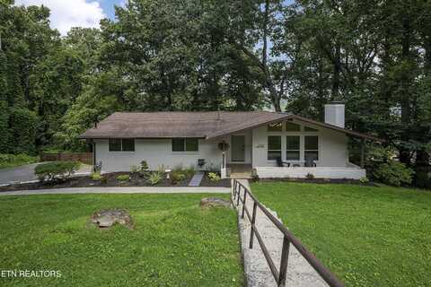 6508 Kanuga Drive, Knoxville, TN 37912