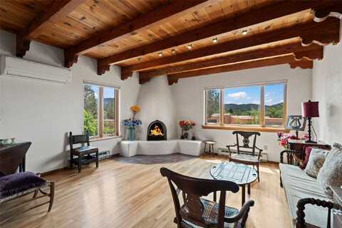 1810 Calle De Sebastian unit: G1, Santa Fe, NM 87505