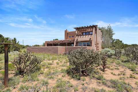 35 Avenida De La Paz, Lamy, NM 87540