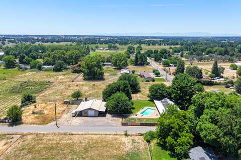 21169 Shelly Lane, Anderson, CA 96007