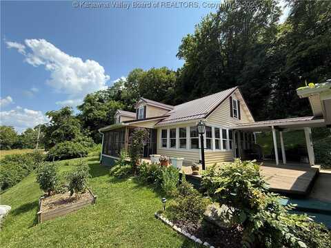 1886 Chestnut Street, Henderson, WV 25106