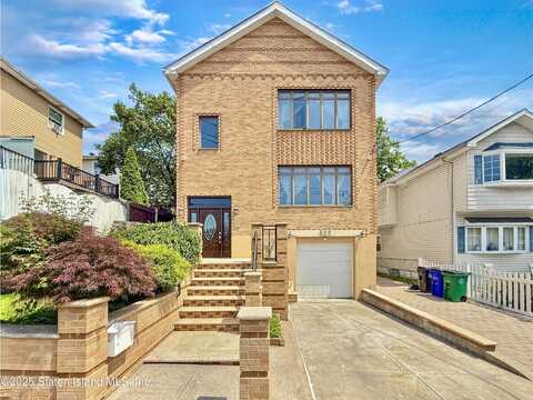 377 Hanover Avenue, Staten Island, NY 10304