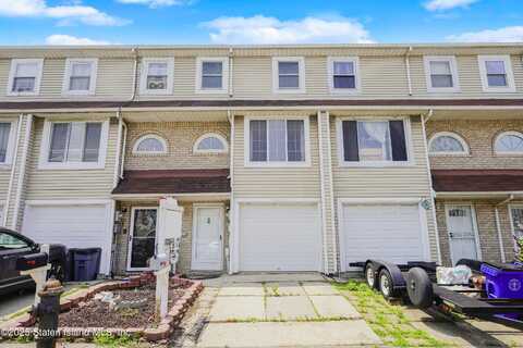 21 Carol Place, Staten Island, NY 10303