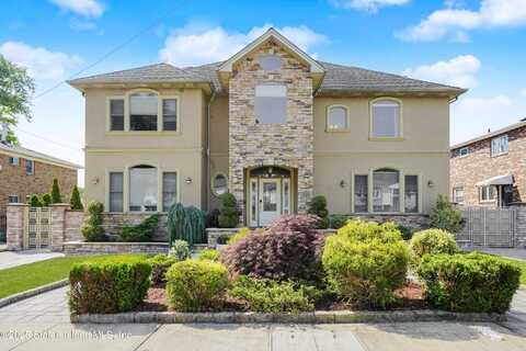 488 Ionia Avenue, Staten Island, NY 10312