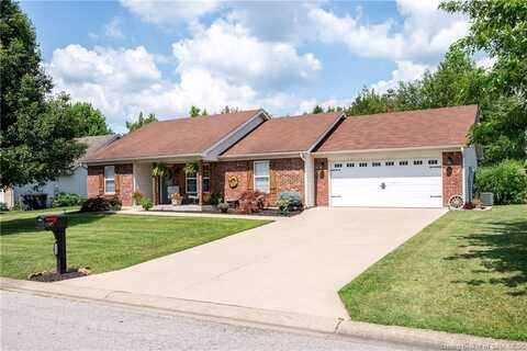 11902 Lewis Drive, Sellersburg, IN 47172
