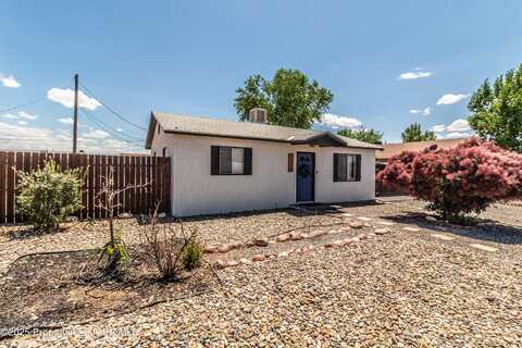 3239 SPENCER Drive, Farmington, NM 87401