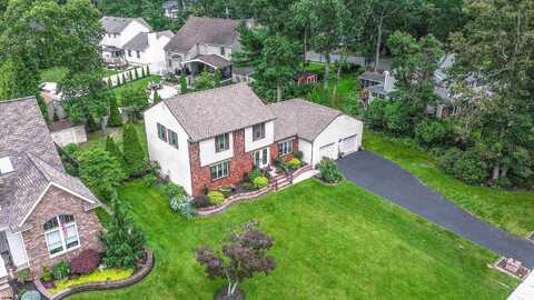 32 Lakeshore Drive, Hammonton, NJ 08037