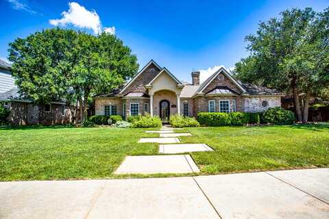 1208 N 15th Street, Wolfforth, TX 79382