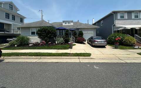 9 N Harding Ave, Margate City, NJ 08402