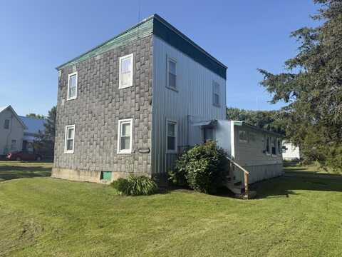 423 Renssealer St., Rensselaer Falls, NY 13680