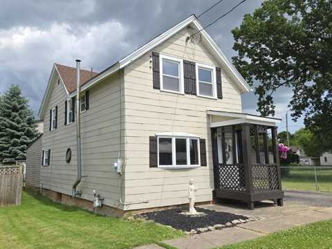 418 St. Lawrence Avenue, Ogdensburg, NY 13669