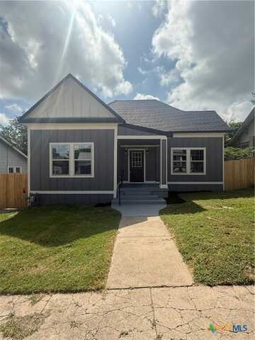 809 N Main Street, Temple, TX 76501