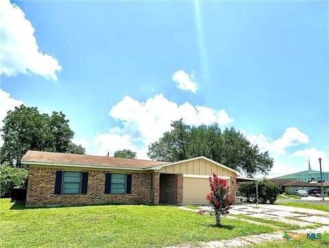 225 Monterrey Drive, Victoria, TX 77904
