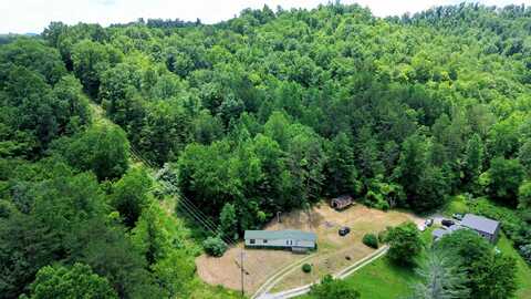 198 Valley Lane, Manchester, KY 40962