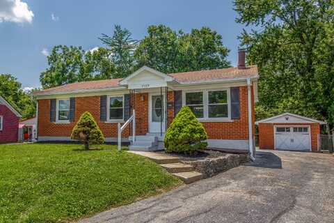 2129 Palms Drive, Lexington, KY 40504