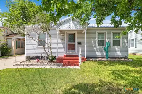 516 2nd Street, Cuero, TX 77954