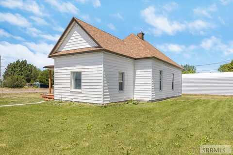 3617 E Lincoln Road, Ammon, ID 83401