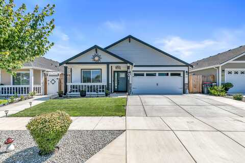 301 Reanna Way, Medford, OR 97501