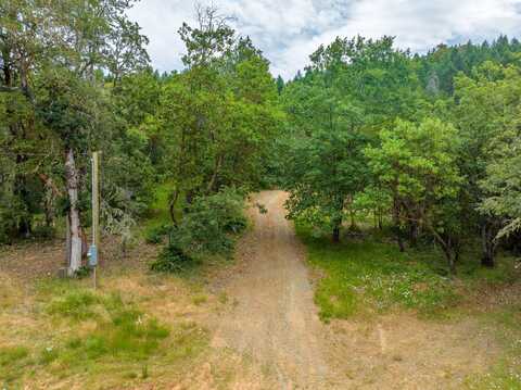1251 Warner Road, Wolf Creek, OR 97497