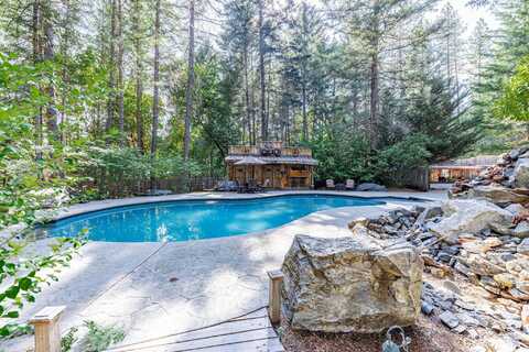 286 Thornbrook Drive, Merlin, OR 97532
