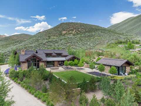 212 SUN PEAK Dr, Sun Valley, ID 83353