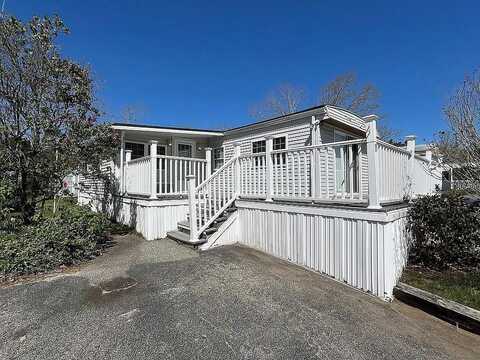 10 Lane 7, Coventry, RI 02816