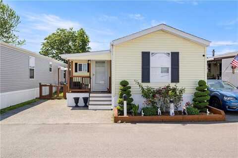 63 East Drive, East Providence, RI 02916