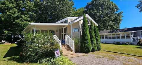 118 Dunns Corner Road, Westerly, RI 02891