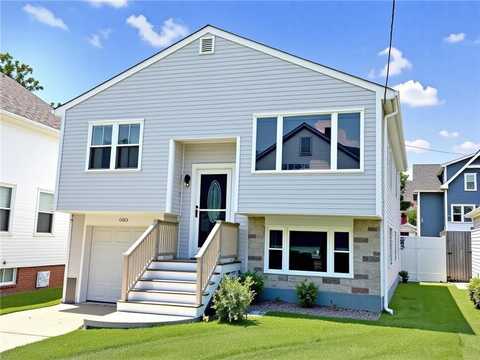 57 Friendship Street, Newport, RI 02840