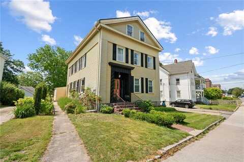 110 High Street, Westerly, RI 02891