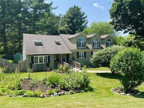 29 Stony Acre Drive, Cranston, RI 02920