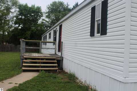49 Tamarack, East Jordan, MI 49727